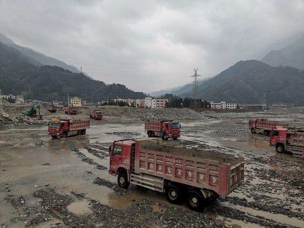 ��������Ӳ����&nbsp;����8��4������ж���̵�