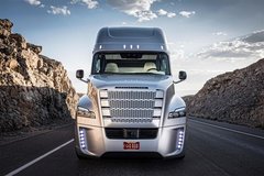 �ذ������ڽ���̨����֧��������������