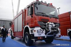 �ַ��Ӿ��ܵ�ͷ�������˫ͷ����������