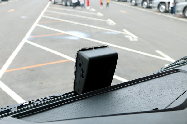 买车就得一步到位 550马力配AMT变速器 2600牛米比肩欧卡