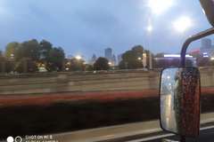 卡车人：开着心爱的大卡车，今天我就是C位出道的靓仔