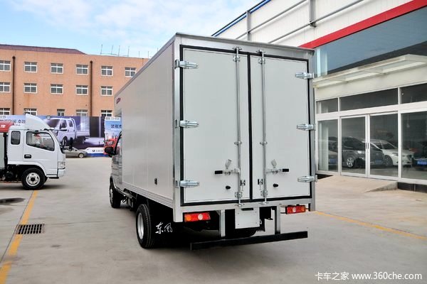 这些不到五万的大微卡!长着一副轻卡的模样却买微卡的钱