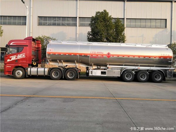 见多了油罐车，带你看看仓栅式危险品车，专门运输第9类危化品