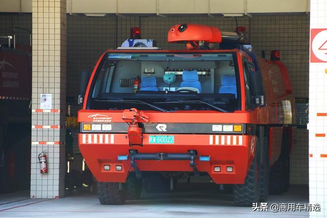 上世纪90年代第一代美洲豹机场消防车图片列表