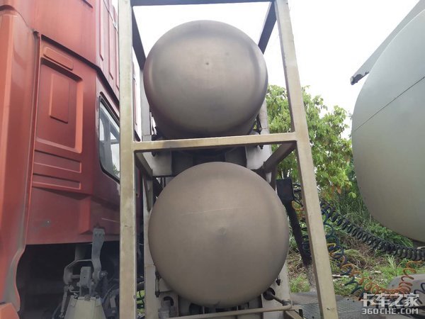 ��������LNGǣ����&nbsp;��ս��Σ��Ʒ������