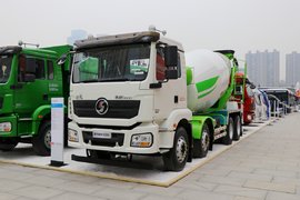 德龙新M3000水泥搅拌车 基建好“拌”法