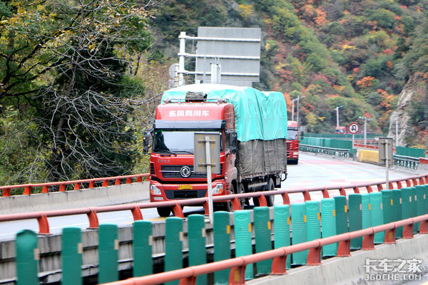 下载APP送3分！荆门交警：外籍货车100元3分以下违法免处罚加快复工复产！荆门放宽城区货车限行