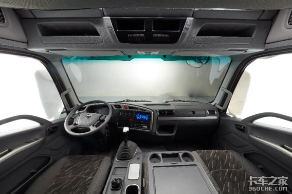 奥铃大黄蜂Home版近期可订! 夫妻档都说“真香”