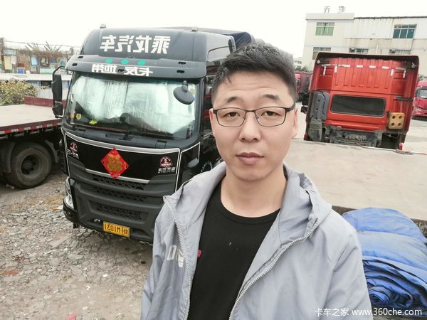 48天奋战在抗疫物资运输路上!一个80后卡友展现的行业担当