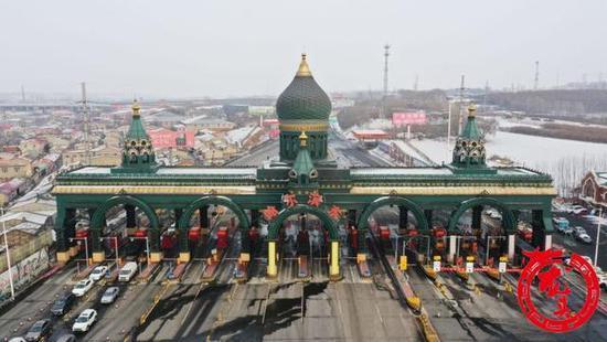 哈同高速哈东收费站。 黑龙江省交通部门提供