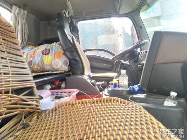 40多万的五十铃重卡,车老板一口气买了10台,直言这次选对了