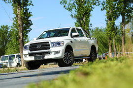 表现足够诚意 外型精神价格实惠 实拍中兴领主商务版皮卡