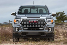 造型向精致化升级 外观更加新颖 2021款GMC Canyon Denali官图亮相