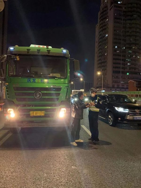 �Ϻ������ϲ��������&nbsp;3���Ѳ��1374��