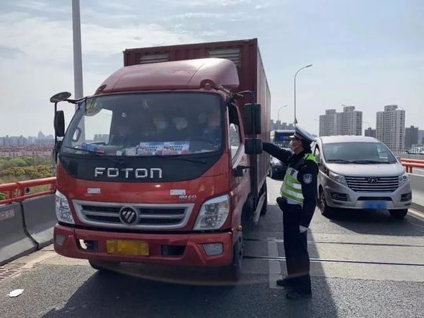 �Ϻ������ϲ��������&nbsp;3���Ѳ��1374��