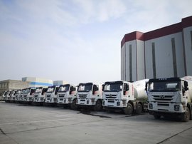 上汽红岩销售的苦与乐:每日忙于交车,必须加强时间管理