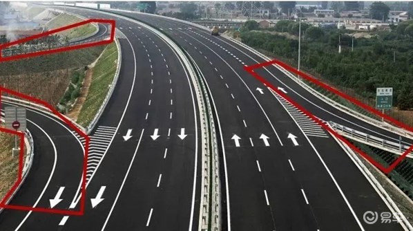 �������¸��ٷ���200&nbsp;���ٿ��������У�