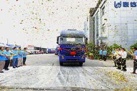 上汽红岩车辆圆满交付上海联达物流有限公司