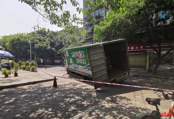 �ɶ�һ·�淢������&nbsp;�����������뱻��