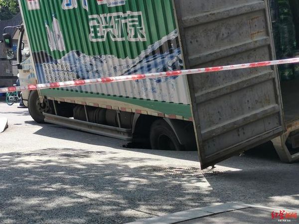 �ɶ�һ·�淢������&nbsp;�����������뱻��