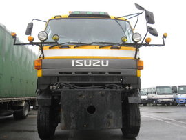 最大载重32吨，越野性能更出色，带你看看五十铃6X6重型卡车