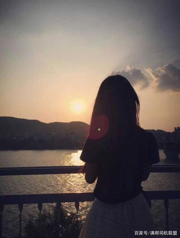 90��Ů��ʦ���Ĵ���&nbsp;������3��׬���׷�