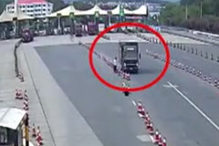 �ܵ���֤��ʻ���� ��羹Ȼ˵����仰