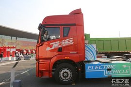 聚焦两会|宁德时代董事长建议:重卡车辆电动化