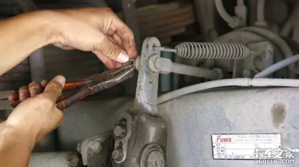 刹车失灵危险多 这个小东西要记得清理