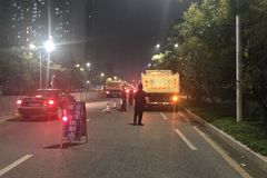 �ٶ�����ĩ������ �����ϲ�