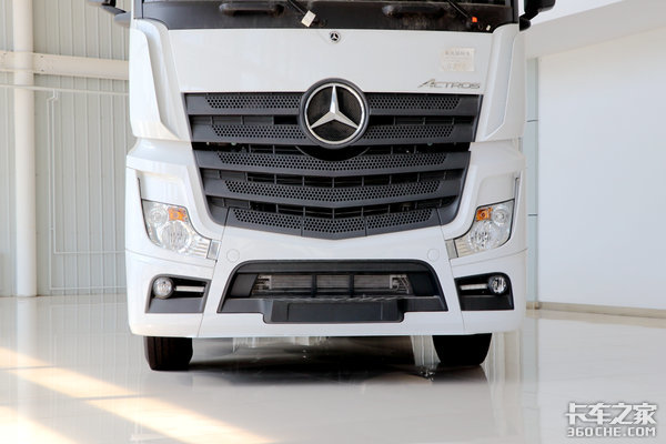 (12) 6x4New Actros