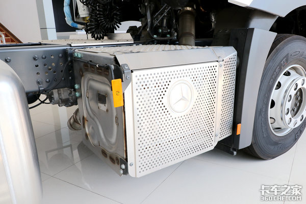 ����������(12)&nbsp;6x4��������New&nbsp;Actros