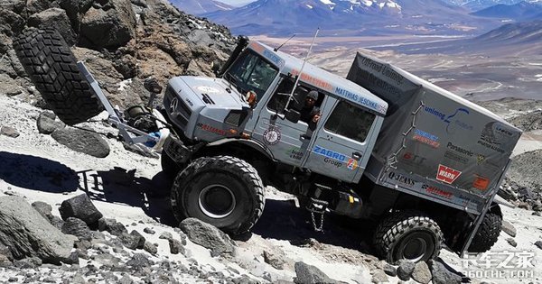 破世界纪录 带你看看奔驰最强越野卡车