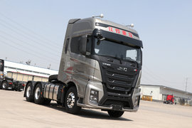 530马力福特动力+法士特16挡变速箱 这台8气囊的江铃威龙HV5够硬！