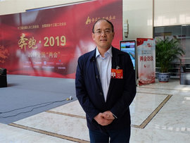 聚焦两会 商用车界吹起“节能环保风” 商用车代表委员建言大集合