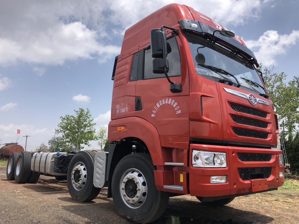 比同级车便宜3万解放途v350载货车真香图片列表