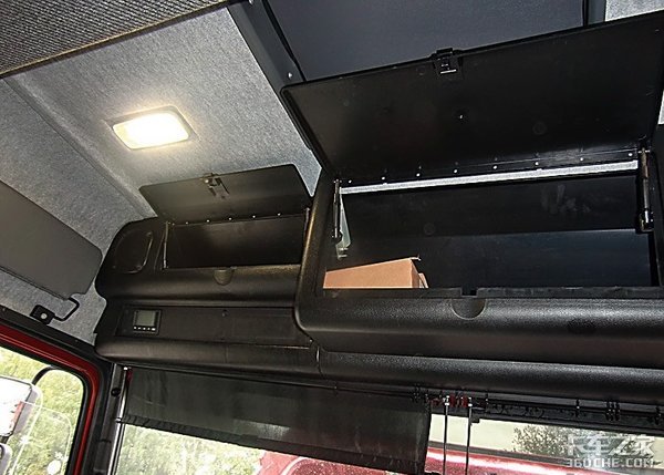 600马力V8发动机,8气囊悬挂,战斗民族的长头卡车配置很狂野