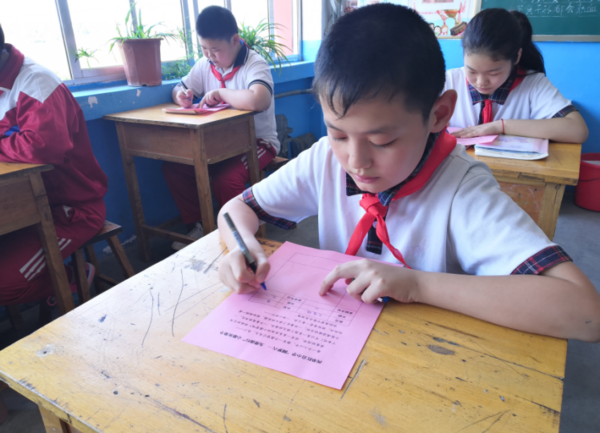 �������һ���������A�Ρ��ػ�ͯ������