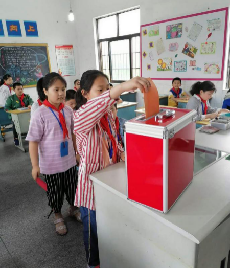 �������һ���������A�Ρ��ػ�ͯ������