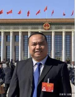 两会再提取消货车两证 减轻运输人负担