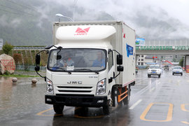 江铃轻卡品质万里行(12):抵达林芝休整 凯运蓝鲸尿素消耗量实测