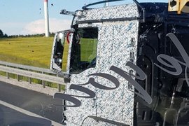 MAN要放弃后视镜？TGS卡车再次进行伪装测试