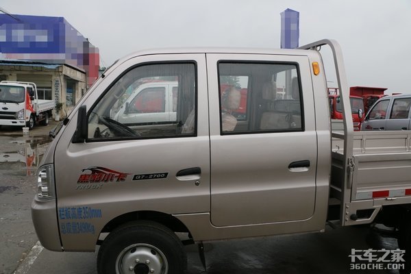 走街串巷摆地摊 需要这样一台双排微卡