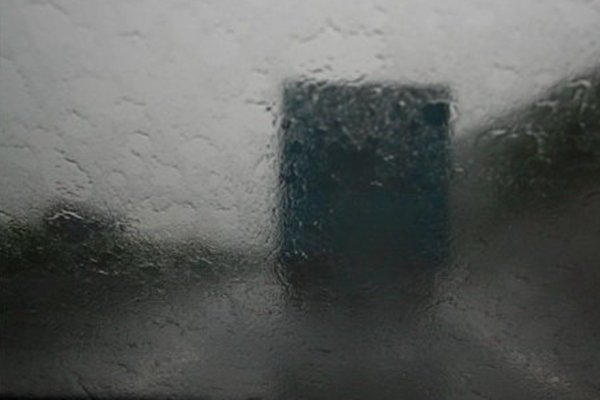 ��������&nbsp;����ʻ����򳵵�ײ������4��