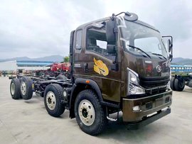 豪曼勇士8x2提升桥自卸车 自重9.6吨可合法装载21吨货物