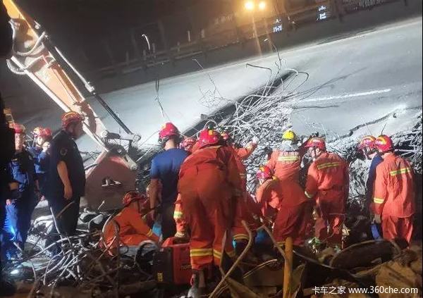 无锡桥面侧翻事故追责 30人被处理 其中12人被司法机关采取措施