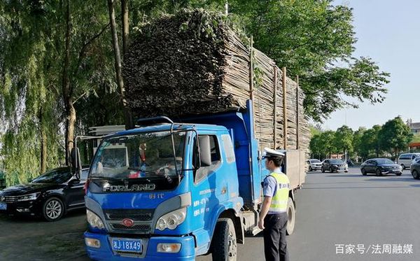 ��1�ַ�300&nbsp;���½����ϲ�������ߴ���