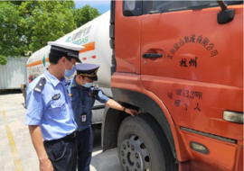 槽罐车事故后，全国多地禁行危险品车，这样整治就安全吗？