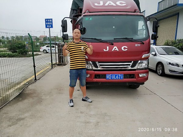 看卡哥运输致富经 来江淮轻卡最美卡哥第四季享精彩不停