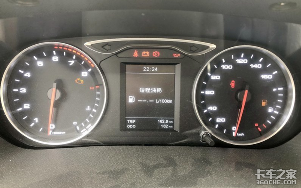既能拉人，又能载货，江淮康铃X6微卡：没有我不能去的地方